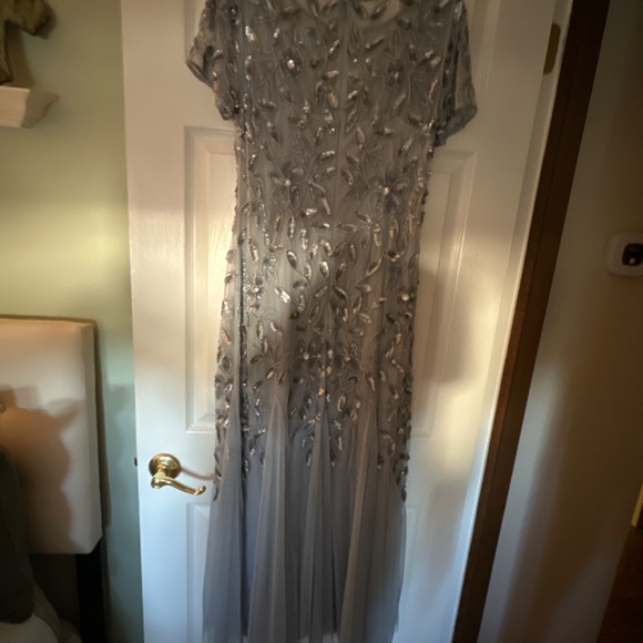 Mother of the bride dress - Picture 3 of 3
